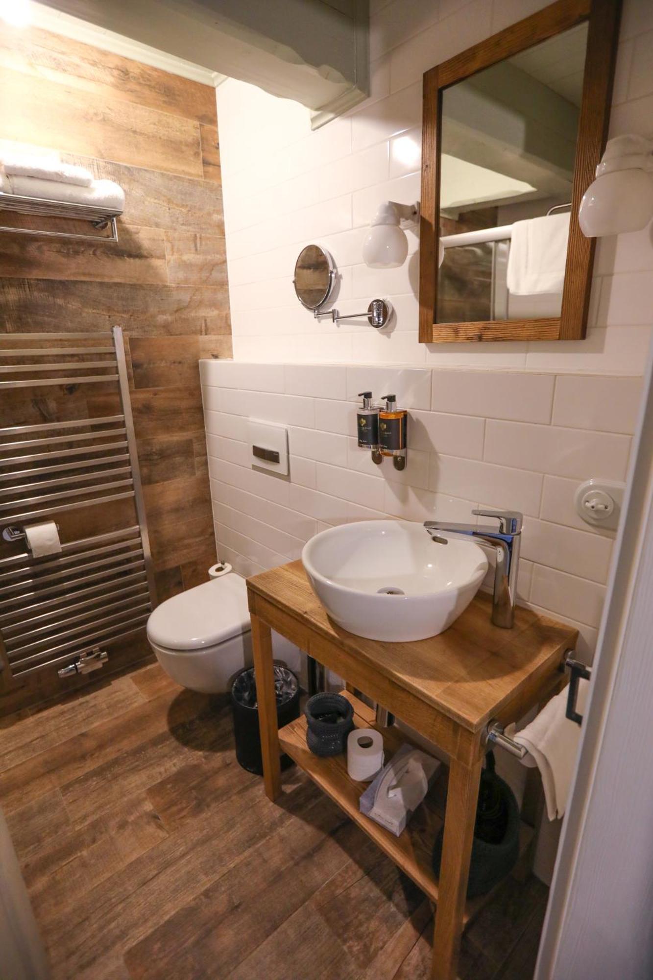 Hotel Bouda Helena Pec pod Snezkou Luaran gambar