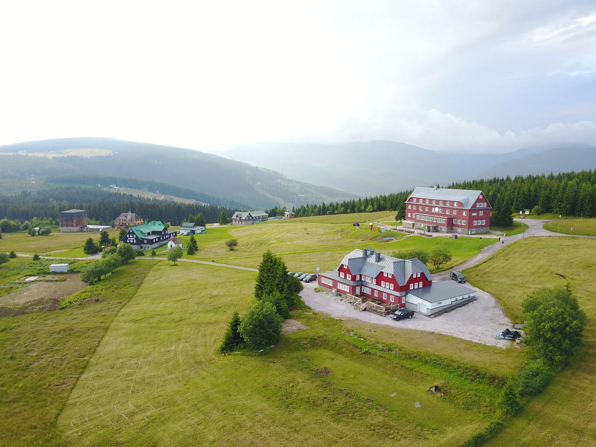Hotel Bouda Helena Pec pod Snezkou Luaran gambar
